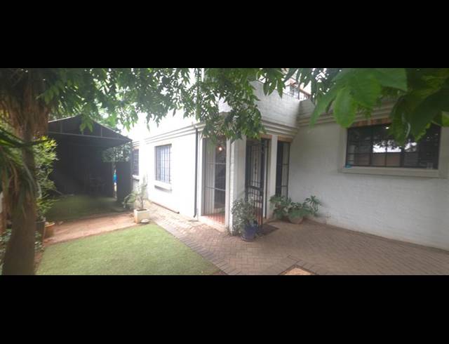 3 BEDROOM HOUSE FOR SALE IN MONTANA PARK
